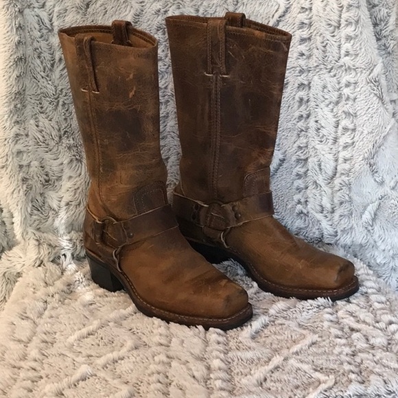 Shoes - Frye boots size 6 Brown leather